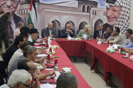 تحت رعاية محافظ جنين اللواء أكرم الرجوب وبحضوره عقدت مؤسسة ياسر عرفات لقاءً تعريفياً بجائزة الش،،هي ياسر عرفات السنوية للإنجاز 2023 